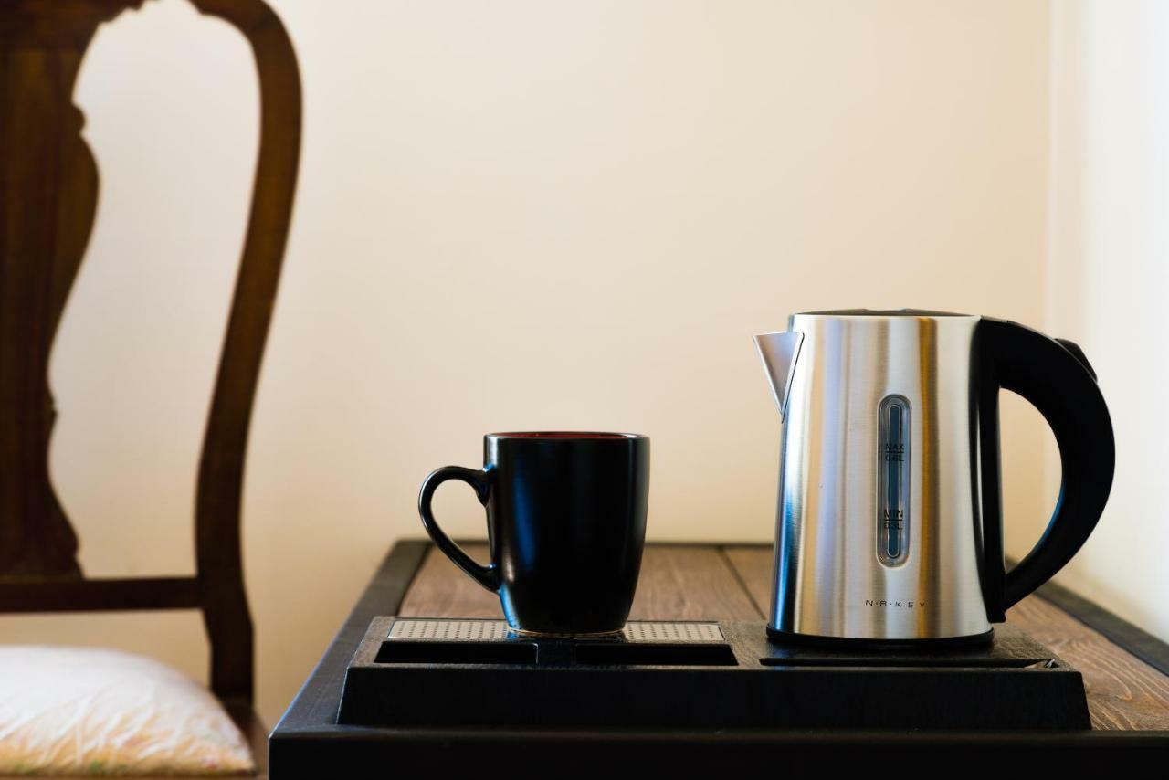 Ch Adrianou Suites アテネ エクステリア 写真